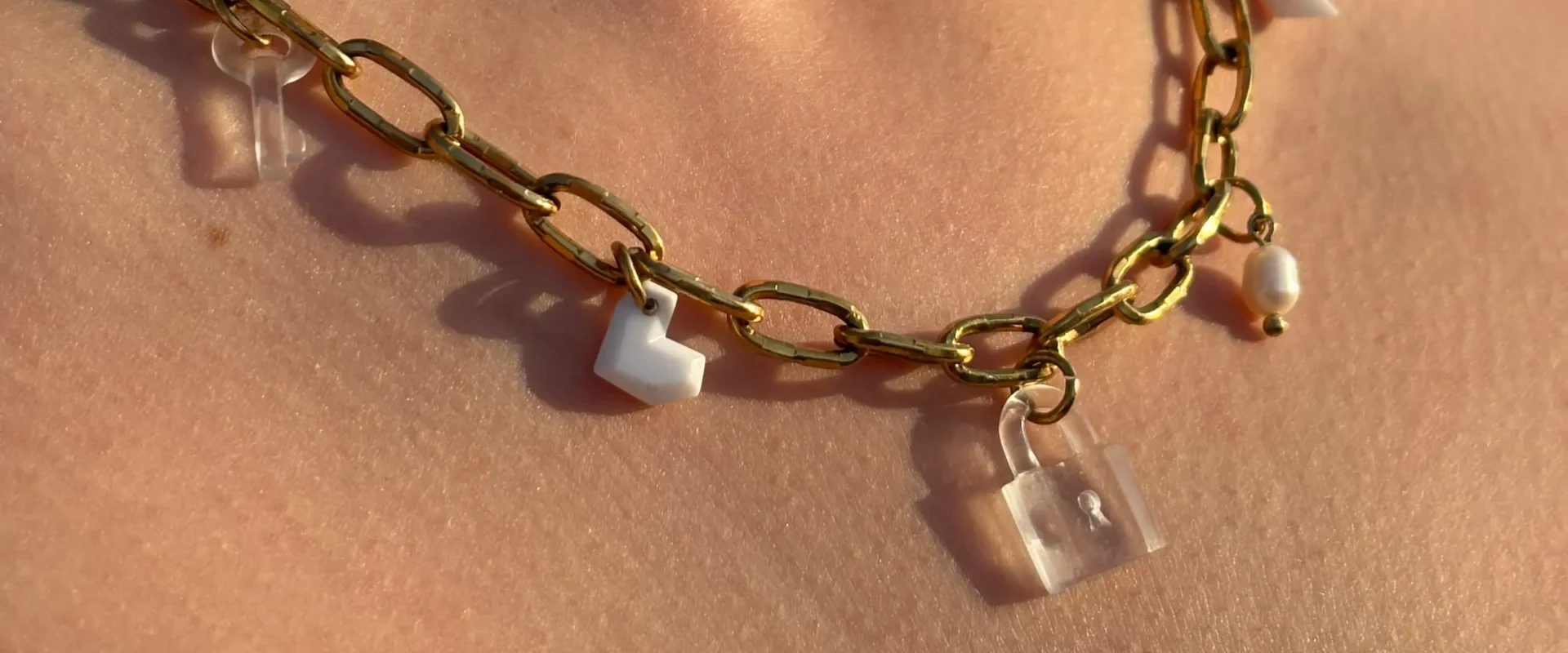 image hero des colliers