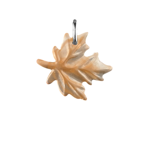 Charm feuille d'érable boucle argentée